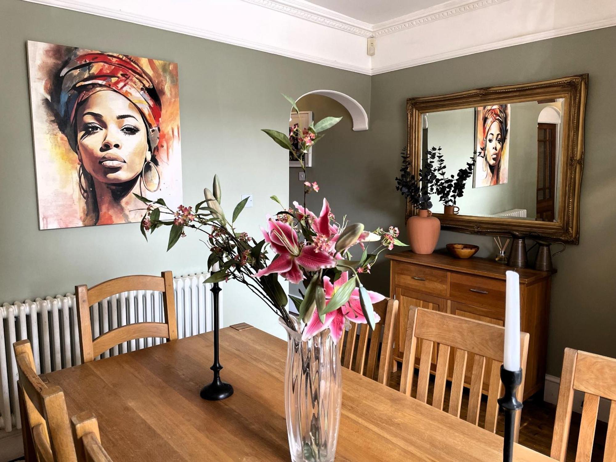 Fabulous Townhouse In Clifton Сasa de vacaciones *